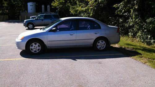 2003 honda civic lx sedan 4-door 1.7l 5 speed - great condition