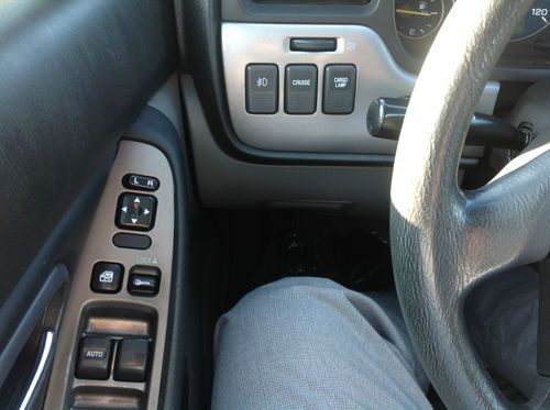 2006 SUBARU BAJA SILVER BLACK MANUAL TRANS LEATHER TOW HOOK ALL WHEEL DRIVE AWD, image 22