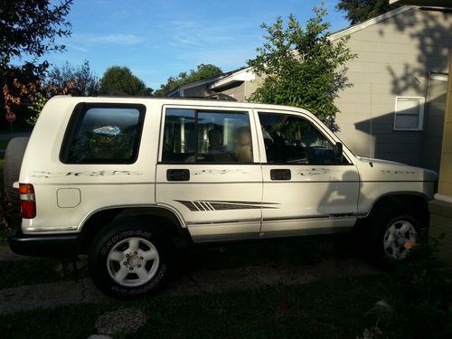 1995 isuzu trooper limited sport utility 4-door 3.2l