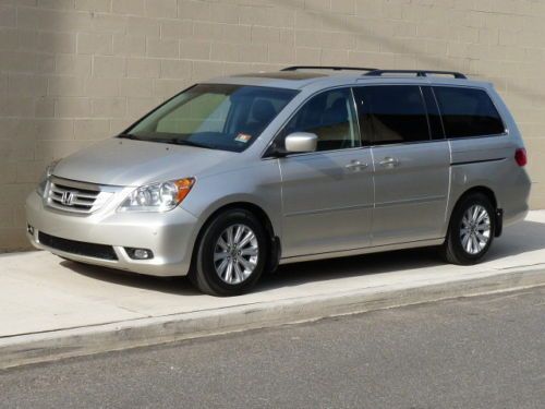 Beautiful 2008 honda odyssey touring. navigation. dvd. 74k mi. mini van