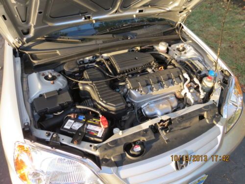 2001 Honda Civic EX Sedan 4-Door 1.7L w/ Navigation, image 4