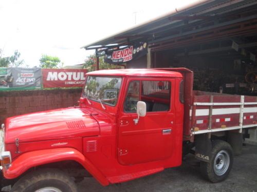 Rare diesel toyota land cruiser pick up hj45/fj45