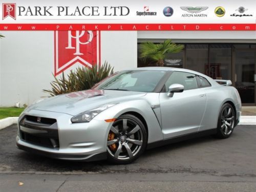 2009 nissan gt-r premium