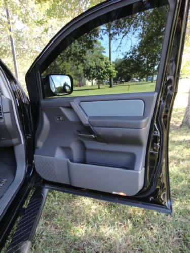 2005 NISSAN TITAN CREW CAB SE V-8 FULLY LOADED FLORIDA BLACK BEAUTY LOW MILES, image 8