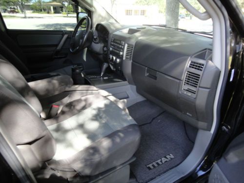 2005 NISSAN TITAN CREW CAB SE V-8 FULLY LOADED FLORIDA BLACK BEAUTY LOW MILES, image 9