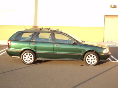 2000 01 02 03 04 05 volvo v40 s40 wagon one owner non smoker only 75k no reserve
