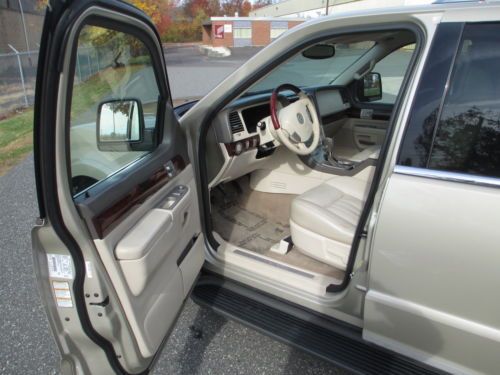 2004 LINCOLN AVIATOR LUXURY AWD LEATHER 3RD ROW SEAT VERY NICE NO RESERVE, image 24