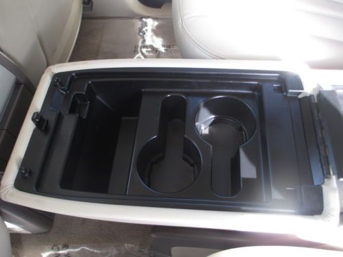 2004 LINCOLN AVIATOR LUXURY AWD LEATHER 3RD ROW SEAT VERY NICE NO RESERVE, image 44