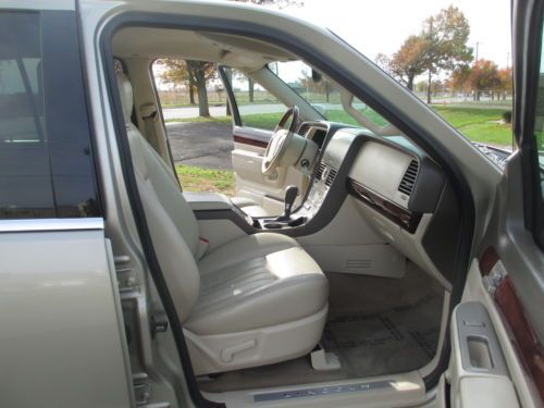 2004 LINCOLN AVIATOR LUXURY AWD LEATHER 3RD ROW SEAT VERY NICE NO RESERVE, image 58