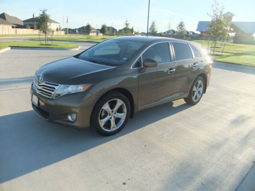 2010 toyota venza v6