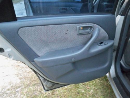 2001 TOYOTA CAMRY LE AUTOMATIC POWER WINDOWS NEEDS ENGINE 99.00 NO RESERVE LOOK, image 17