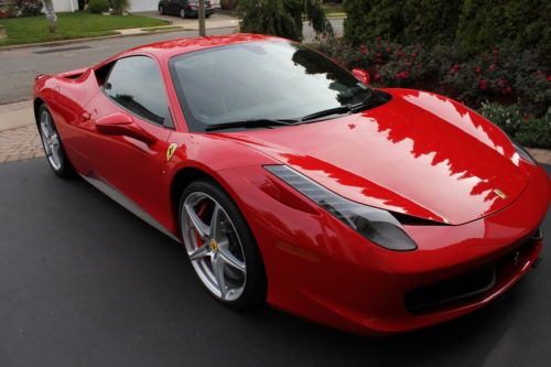 2012 ferrari 458 italia base coupe 2-door 4.5l loaded, original owner!!