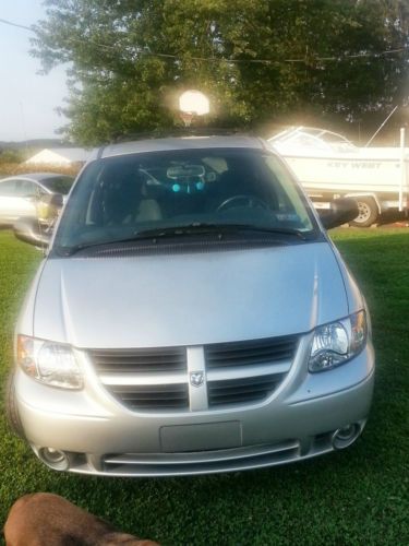 2005 dodge grand caravan sxt mini passenger van 4-door 3.8l