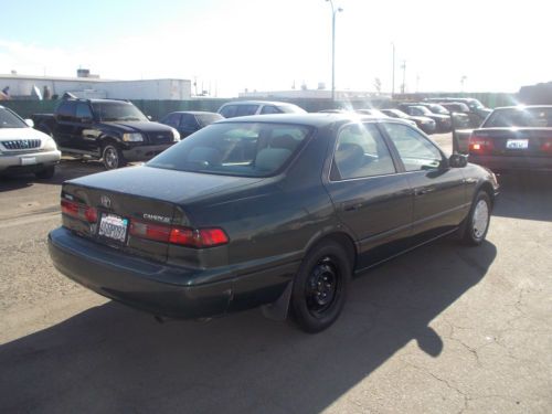 1999 Toyota Camry, NO RESERVE, image 2