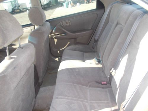1999 Toyota Camry, NO RESERVE, image 4
