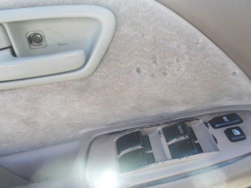 1999 Toyota Camry, NO RESERVE, image 6