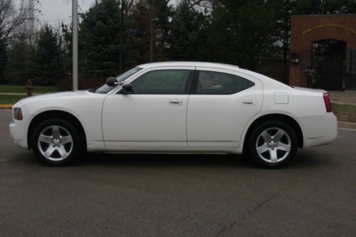 2006 DODGE CHARGER 3.5L V6 (DECOMMISSIONED POLICE VEHICLE), image 4