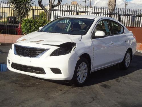 2014 nissan versa sv sedan damaged salvage economical only 1k miles wont last!!