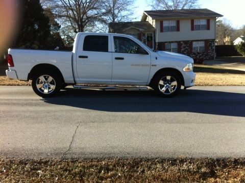 2012 ram 1500 slt extended cab pickup 4-door 5.7l