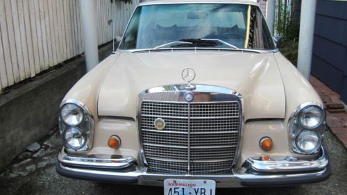 2  previous owners well maintained (loads of records) 1969 mercedes 280s saloon