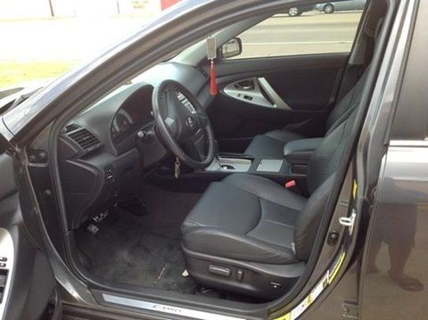 2011 Toyota Camry XLE Sedan 4-Door 3.5L, image 11