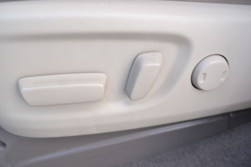 Limited Navigation Lounge Seats Heated Seats DVD Plus MORE 100% POS FB, US $27,995.00, image 24