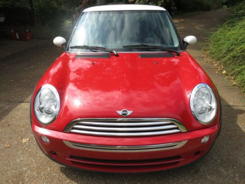 Sell used 2006 Mini Cooper Base Hatchback 2-Door 1.6L Standard 5 speed ...