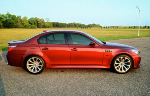 2006 bmw m5 base sedan 4-door 5.0l