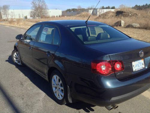 2010 Volkswagen Jetta, PZEV Limited Edition 19242 miles $14,850, US $14,850.00, image 6