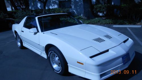 1986 pontiac firebird trans am coupe, t-tops,super low 32k miles, mint condition