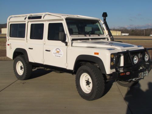 Land rover defender 110 white in excellent condition