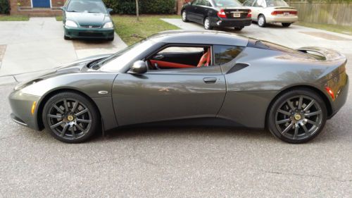 2011 lotus evora, loaded, 13k miles,tech+sport pack,$14k in options,clean carfax