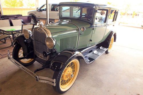 1929 ford murray town sedan
