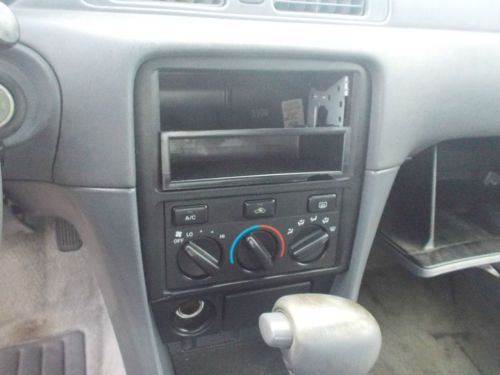 2000 Toyota Camry, NO RESERVE, image 5