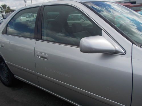 2000 Toyota Camry, NO RESERVE, image 13
