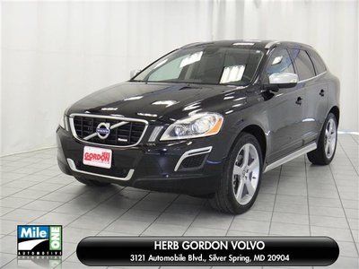 Xc60 r-design turbo awd navigation/back up camera/sport suspension/sport wheels