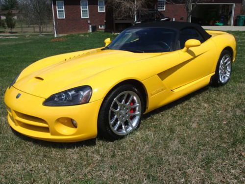 2005 Dodge Viper SRT-10, Yellow, convertible, V10, sports car,, image 3