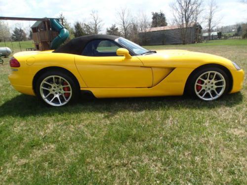 2005 Dodge Viper SRT-10, Yellow, convertible, V10, sports car,, image 23