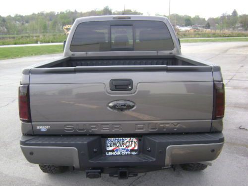 2014 FORD F250 LARIAT FX4 CREW CAB 4" LIFT NAVIGATION SUNROOF 5th WHEEL PREP, image 11
