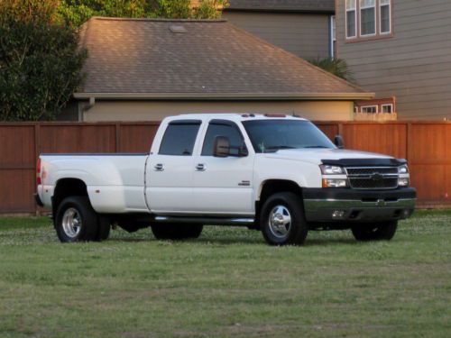 Crew cab dually (lt) hetaed leather seats!