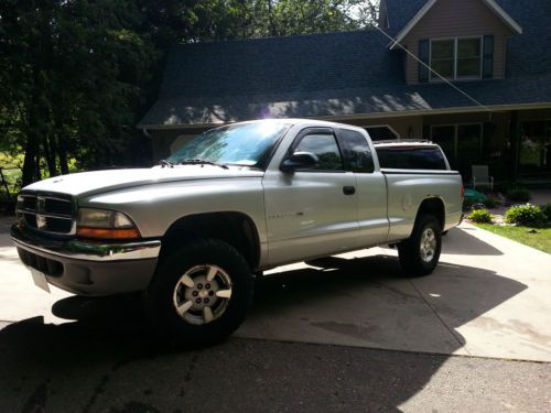 2001 dodge dakota base extended cab pickup 2-door 3.9l