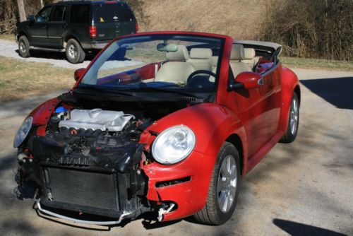 Amazing! 2008 volkswagen beetle s convertible 2-door 2.5l ( for parts or repair)