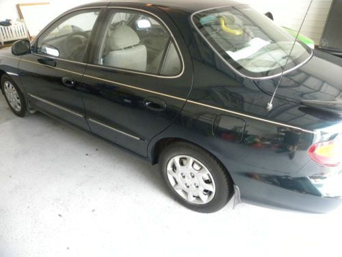 2000 hyundai elantra gls sedan 4-door 2.0l