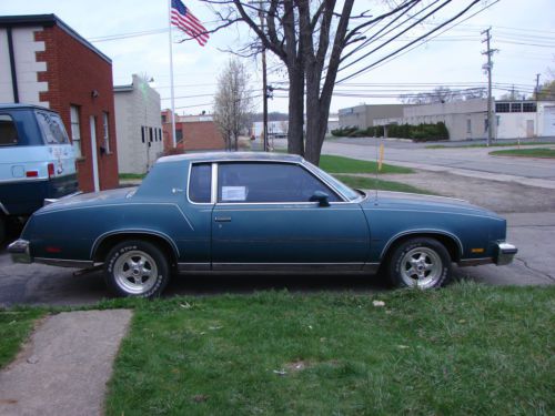 1978 cutlass v8 bucket seats console shifter factory tach 40k miles original