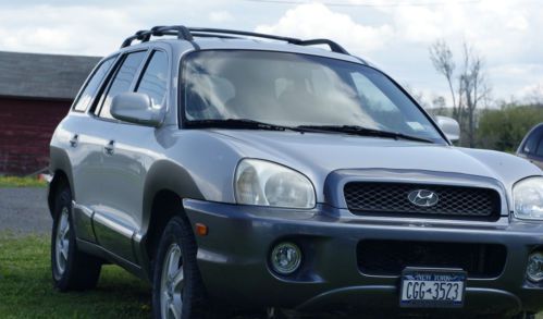 2004 hyundai sante fe silver needs very little