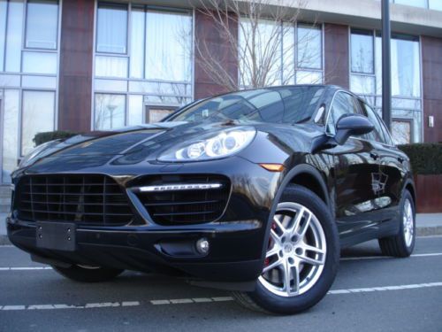 2012 porsche cayenne turbo blk/blk 1-owner, clean carfax report, wth rear dvd!