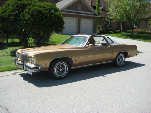 1976 pontiac grand prix golden anniversary