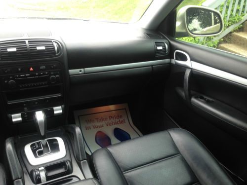 NO RESERVE 2006 Porsche Cayenne Base Sport Utility 4-Door 3.2L, image 17