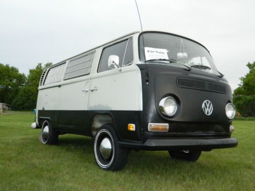 1970 vw bus/vanagon westfalia hardtop campmobile volkswagen~1600cc~runs &amp; drives