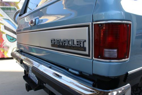 1989 Chevrolet K5 Blazer fuel injection silverado edition, image 4